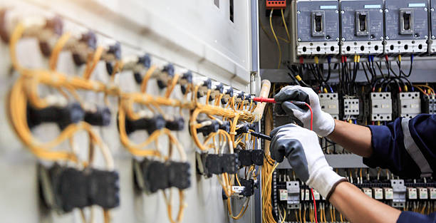 Professional Electrician technician working in Altamont, KS